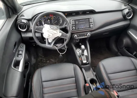 2019 Nissan Kicks S z USA, uszkodzony, nr VIN 3N1CP5CU2KL565122